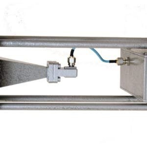 Com-Power AHA-840 - 18 to 40 GHz Active Horn Antenna (built-in 40 dB Preamp)