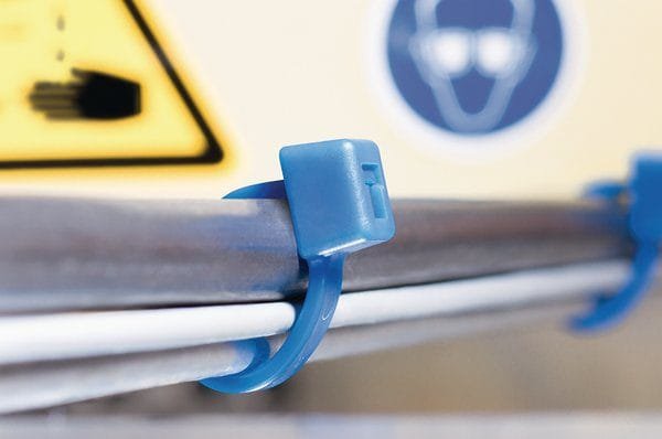 HMT111-01611_front_01_0823