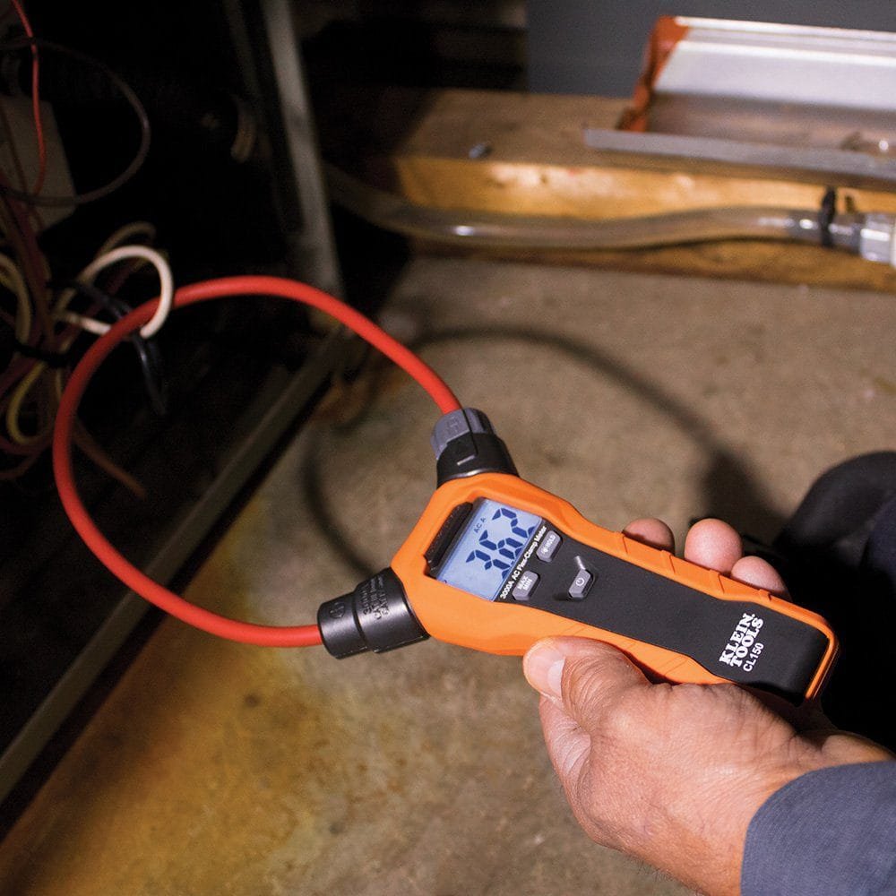 Klein_Tools_CL150_Flexible_AC_Current_Clamp_Meter_in_Use