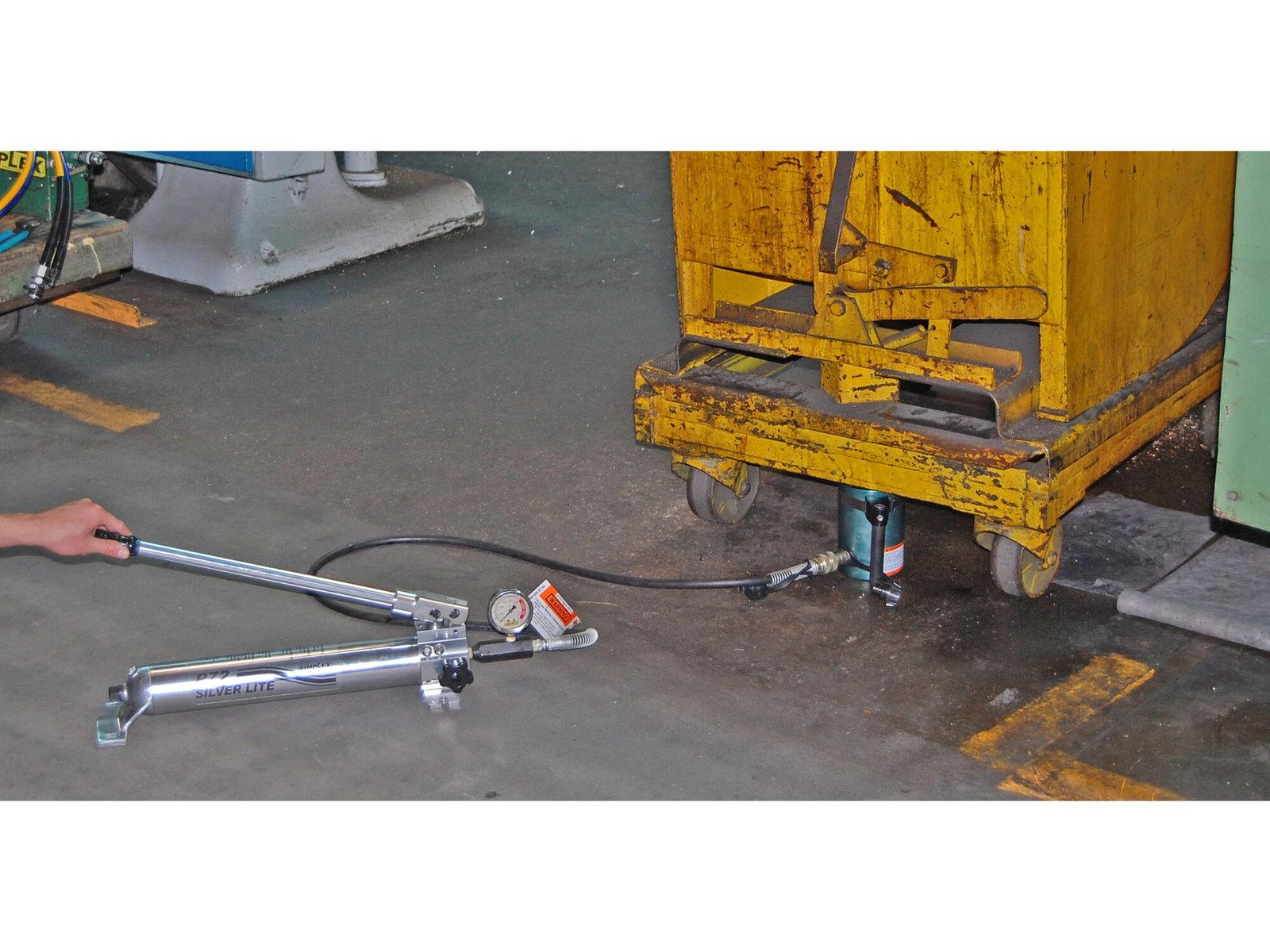 EnerpacSTL1002-Usage-image