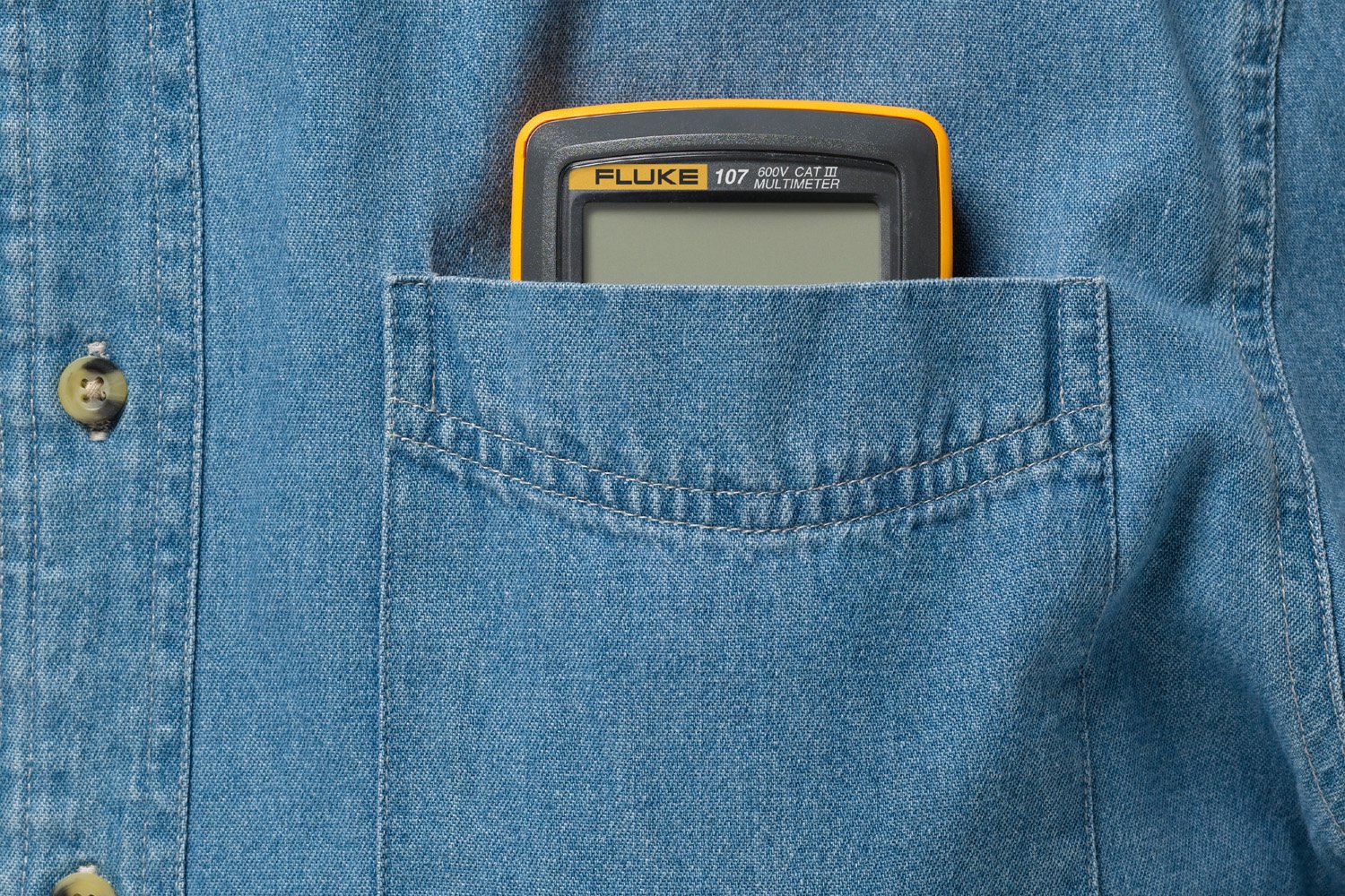 Fluke_107_ESP_In_Pocket