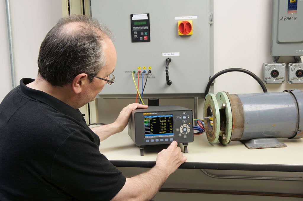 Fluke_Norma_4000_in_Use8