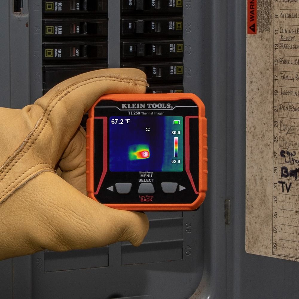 Klein_TI250_-_Rechargeable_Thermal_Imager_-_In_Use