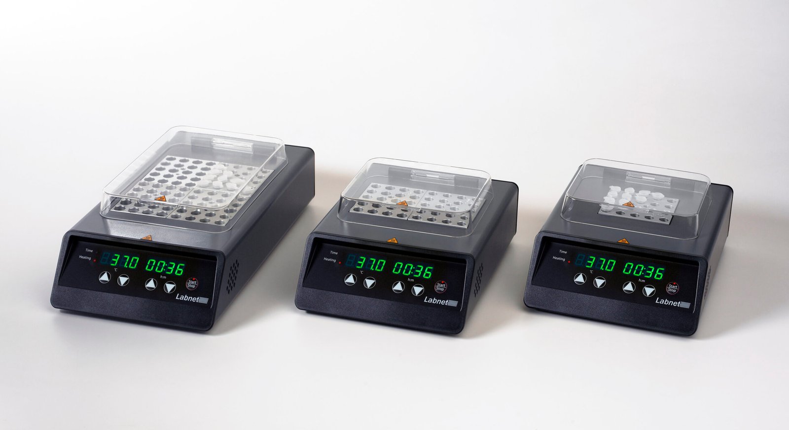 Labnet_Accublock_Digital_Dry_Bath_011