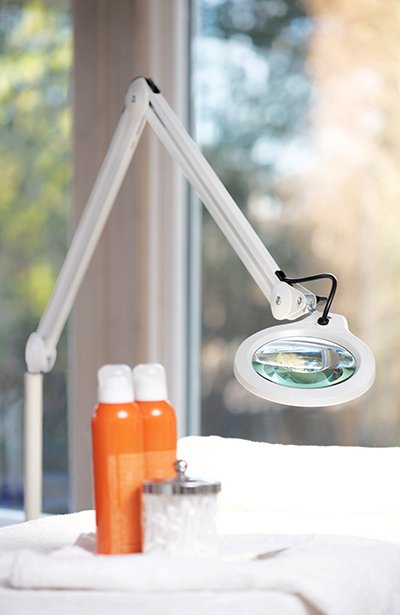 Luxo_LFM_LED_Application_-_Salon