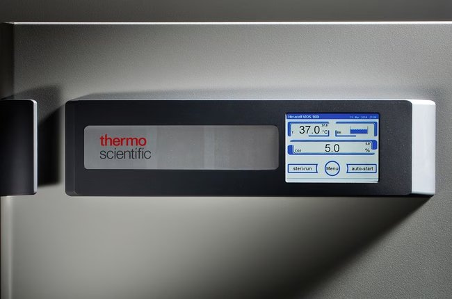 Thermo_Scientific_Heracell_VIOS_160i_Closed-Straight_-_Additional_Image