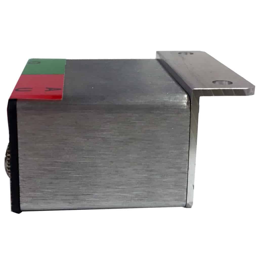 TransformingCM-REMOTE-RJ_SIde_View