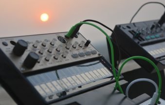 music-controller-foreground